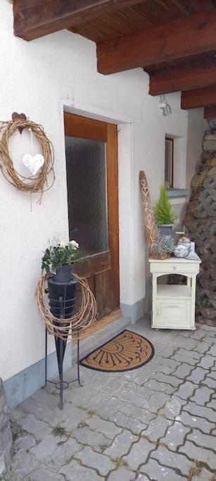 Känzeli - Ferienwohnung mit Traumaussicht Beatenberg Exterior foto